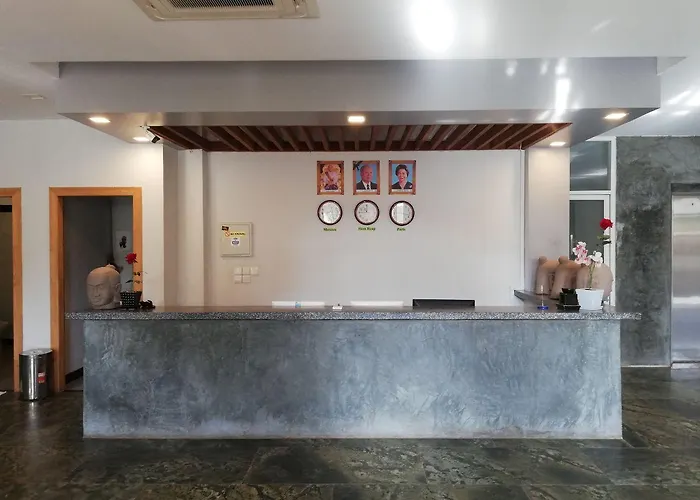 Jj Centre 4*